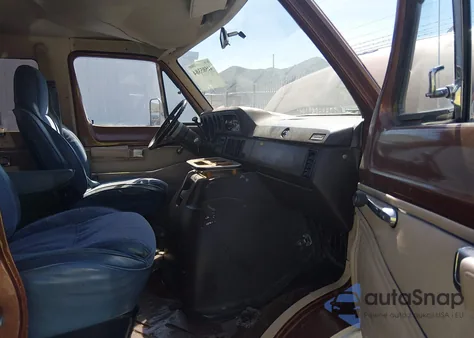 1983 Dodge Ram Wagon B150 z USA, uszkodzony, nr VIN 2B4HB11T3DK399998